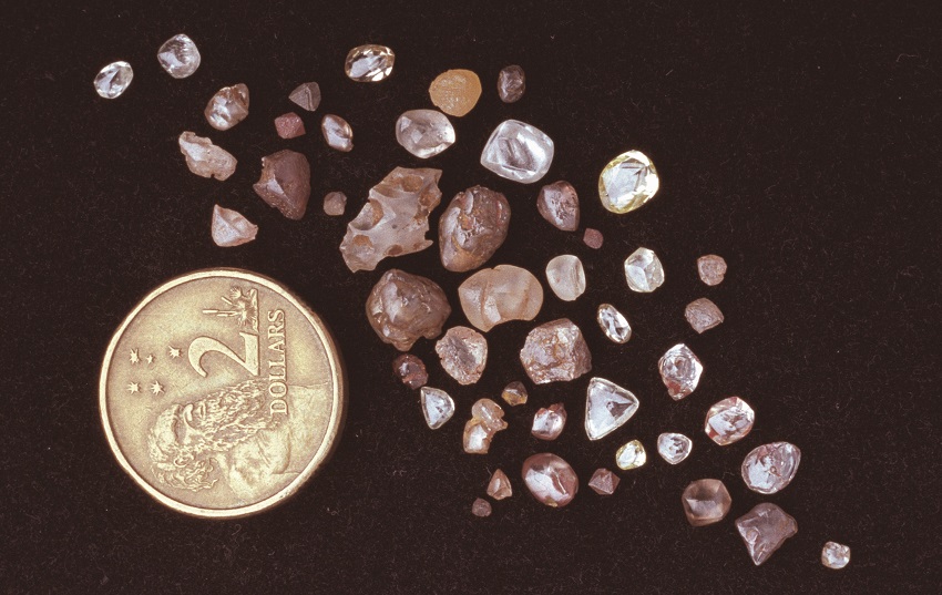 These are diamonds recovered from Ellendale Lamporite in 1997 by Diamond Ventures NL.